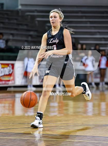 Thumbnail 3 in Winnsboro vs. Queen City (UIL 3A Bi-District Playoff) photogallery.