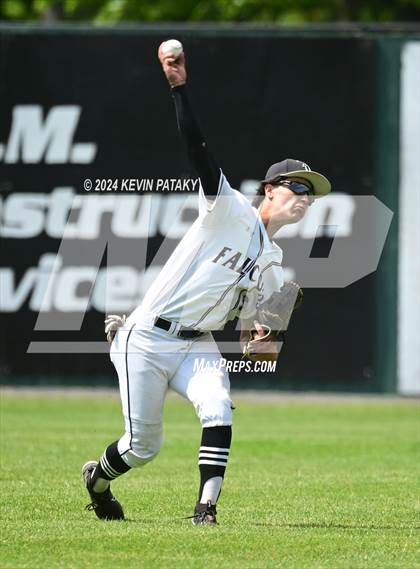 Thumbnail 3 in St. Joseph vs. Joel Barlow (CIAC Class M Semifinal) photogallery.