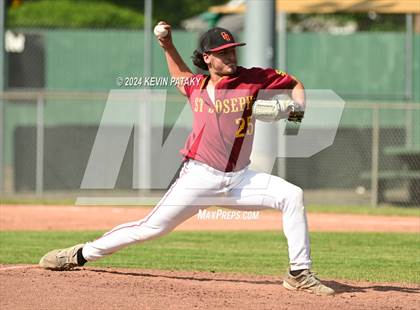 Thumbnail 2 in St. Joseph vs. Joel Barlow (CIAC Class M Semifinal) photogallery.