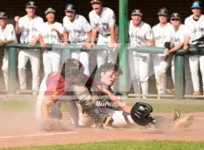 Thumbnail 3 in St. Joseph vs. Joel Barlow (CIAC Class M Semifinal) photogallery.