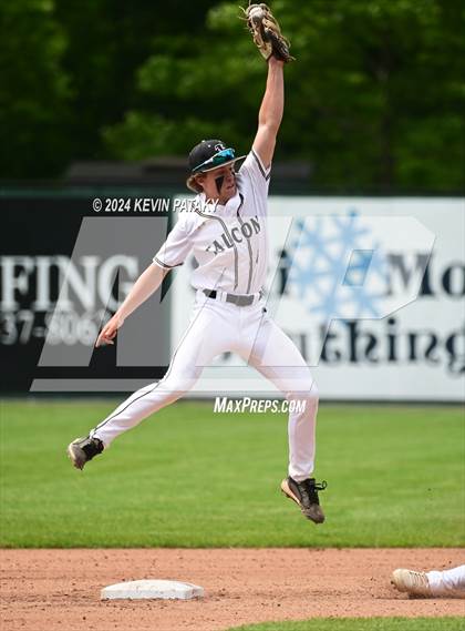 Thumbnail 3 in St. Joseph vs. Joel Barlow (CIAC Class M Semifinal) photogallery.