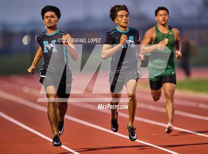 Thumbnail 1 in CCISD Ruben C Jordan Relays (200M) photogallery.