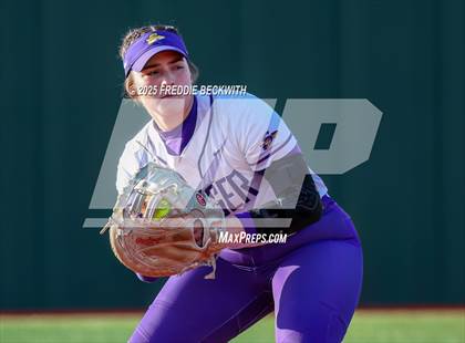 Thumbnail 2 in Sanger @ Celina photogallery.