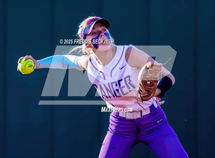 Thumbnail 2 in Sanger @ Celina photogallery.