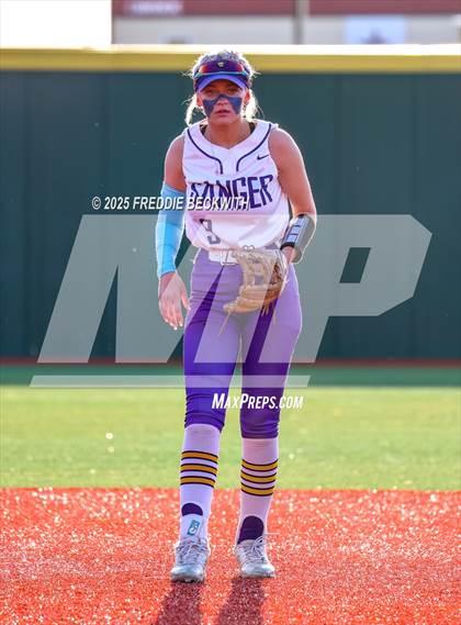 Thumbnail 1 in Sanger @ Celina photogallery.