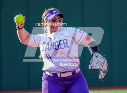 Thumbnail 3 in Sanger @ Celina photogallery.