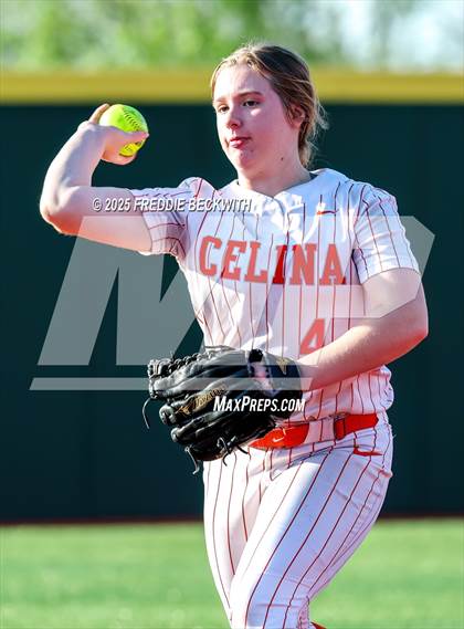 Thumbnail 1 in Sanger @ Celina photogallery.
