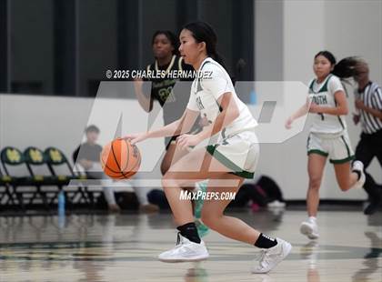 Thumbnail 3 in St. Monica vs. South (Mira Costa Classic) photogallery.