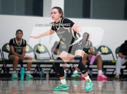 Thumbnail 2 in St. Monica vs. South (Mira Costa Classic) photogallery.