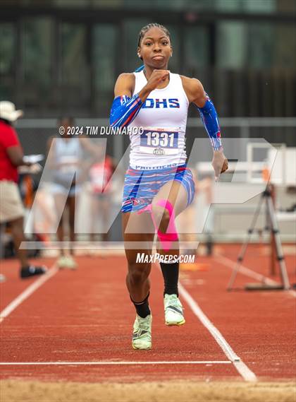 Thumbnail 2 in UIL Girls Track & Field Finals (Day 3) photogallery.