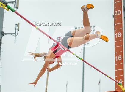 Thumbnail 1 in UIL Girls Track & Field Finals (Day 3) photogallery.