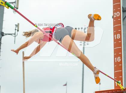 Thumbnail 3 in UIL Girls Track & Field Finals (Day 3) photogallery.