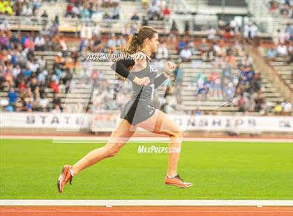 Thumbnail 3 in UIL Girls Track & Field Finals (Day 3) photogallery.