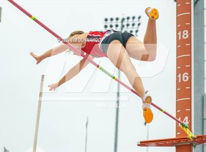 Thumbnail 2 in UIL Girls Track & Field Finals (Day 3) photogallery.