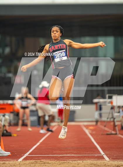 Thumbnail 2 in UIL Girls Track & Field Finals (Day 3) photogallery.