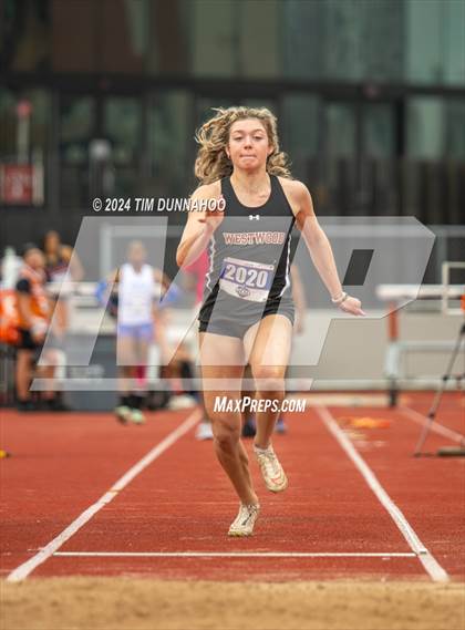 Thumbnail 3 in UIL Girls Track & Field Finals (Day 3) photogallery.