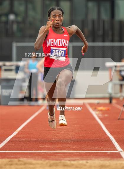 Thumbnail 3 in UIL Girls Track & Field Finals (Day 3) photogallery.