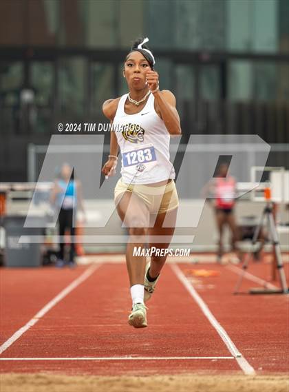 Thumbnail 1 in UIL Girls Track & Field Finals (Day 3) photogallery.