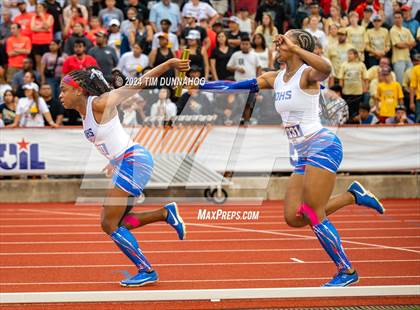 Thumbnail 2 in UIL Girls Track & Field Finals (Day 3) photogallery.