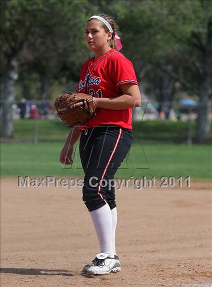 Thumbnail 3 in Ventura vs. Rio Mesa (Simi Tournament) photogallery.