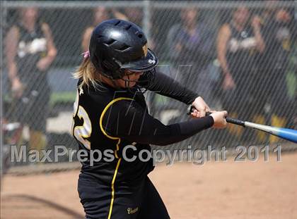 Thumbnail 2 in Ventura vs. Rio Mesa (Simi Tournament) photogallery.