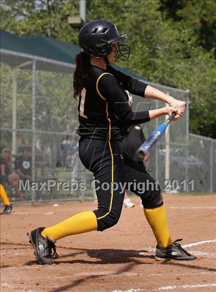 Thumbnail 3 in Ventura vs. Rio Mesa (Simi Tournament) photogallery.