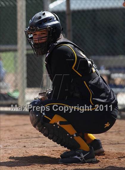 Thumbnail 1 in Ventura vs. Rio Mesa (Simi Tournament) photogallery.