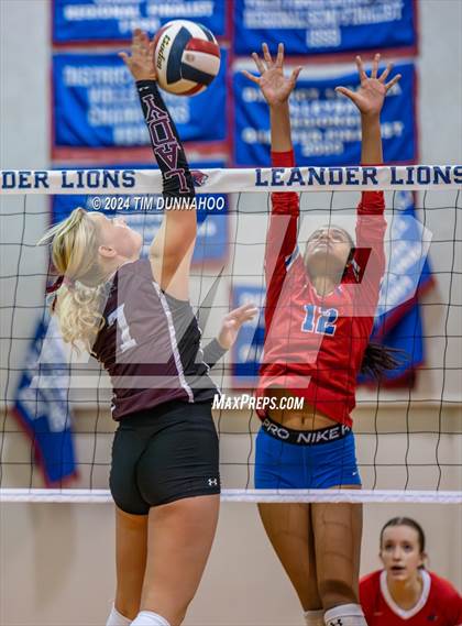 Thumbnail 3 in Lockhart @ Leander photogallery.
