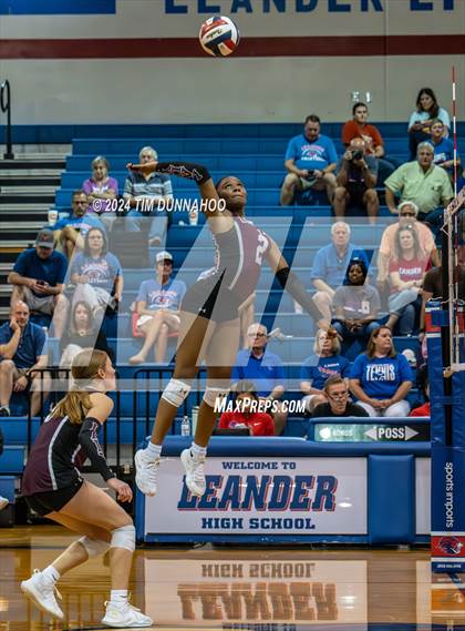 Thumbnail 1 in Lockhart @ Leander photogallery.