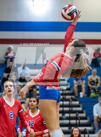 Thumbnail 2 in Lockhart @ Leander photogallery.