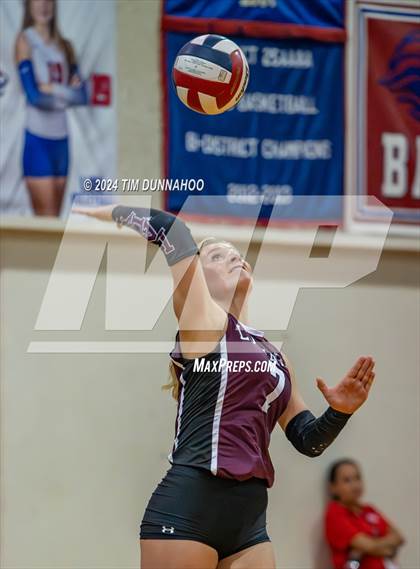Thumbnail 1 in Lockhart @ Leander photogallery.