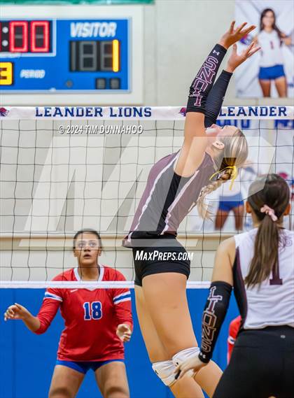 Thumbnail 1 in Lockhart @ Leander photogallery.