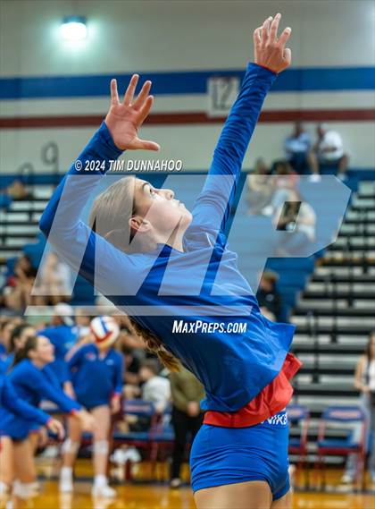 Thumbnail 1 in Lockhart @ Leander photogallery.