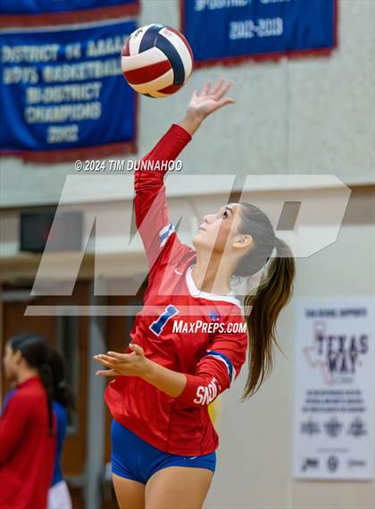 Thumbnail 3 in Lockhart @ Leander photogallery.