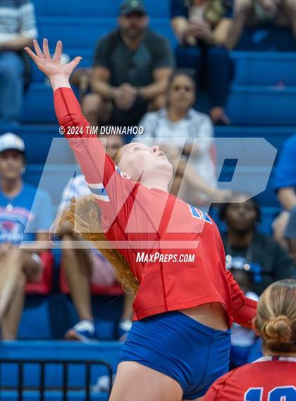 Thumbnail 2 in Lockhart @ Leander photogallery.