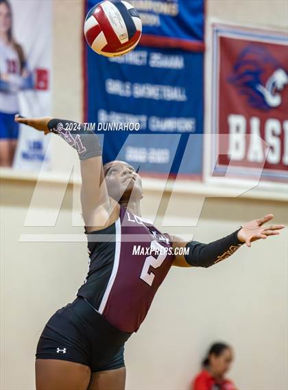 Thumbnail 1 in Lockhart @ Leander photogallery.