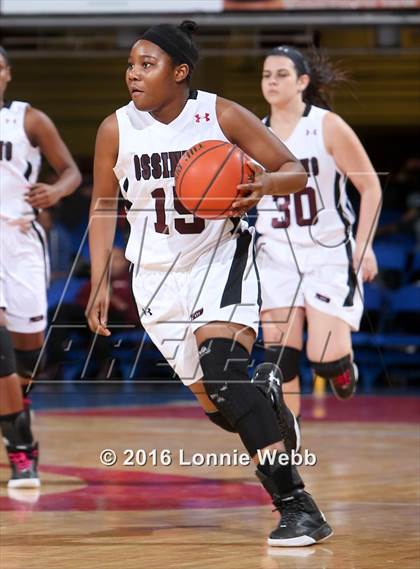 Thumbnail 2 in Ossining vs New Rochelle (Section 1 Class AA Semifinal) photogallery.