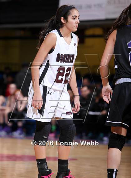 Thumbnail 2 in Ossining vs New Rochelle (Section 1 Class AA Semifinal) photogallery.