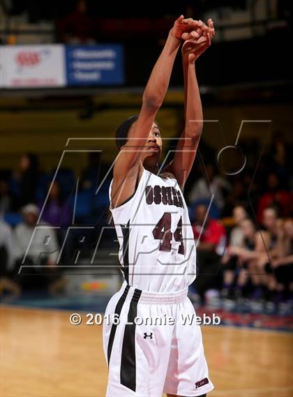 Thumbnail 3 in Ossining vs New Rochelle (Section 1 Class AA Semifinal) photogallery.