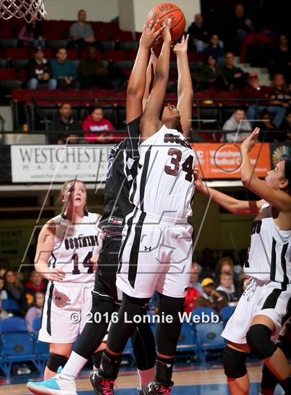 Thumbnail 2 in Ossining vs New Rochelle (Section 1 Class AA Semifinal) photogallery.