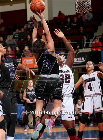 Thumbnail 3 in Ossining vs New Rochelle (Section 1 Class AA Semifinal) photogallery.