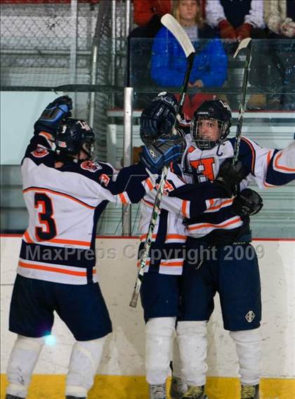 Thumbnail 3 in Wilton vs Lyman Hall (CIAC Division II 1st Round) photogallery.