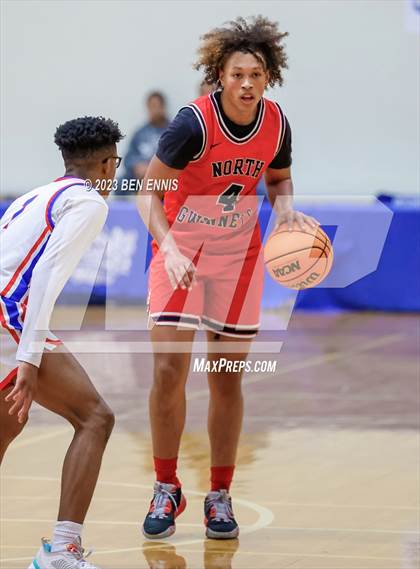 Thumbnail 2 in Riverwood vs. North Gwinnett (Limon Street Classic) photogallery.