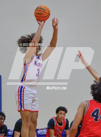 Thumbnail 2 in Riverwood vs. North Gwinnett (Limon Street Classic) photogallery.