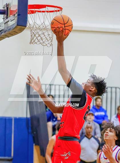 Thumbnail 2 in Riverwood vs. North Gwinnett (Limon Street Classic) photogallery.