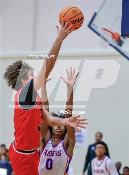 Thumbnail 2 in Riverwood vs. North Gwinnett (Limon Street Classic) photogallery.