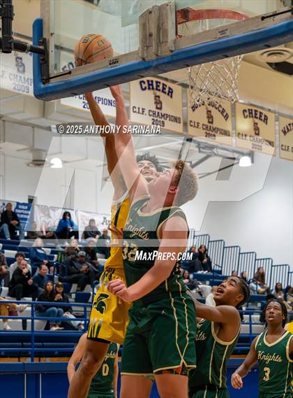 Thumbnail 1 in Ontario Christian @ Damien photogallery.