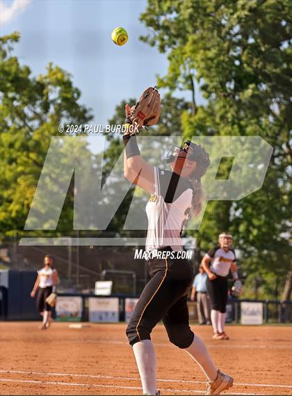 Thumbnail 3 in Pittston vs. Thomas Jefferson (PIAA 5A Championship) photogallery.