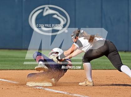 Thumbnail 2 in Pittston vs. Thomas Jefferson (PIAA 5A Championship) photogallery.