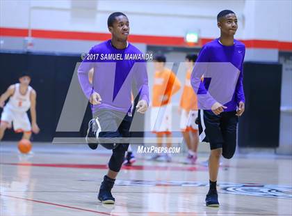Thumbnail 1 in Grant vs Eastside (Hart Holiday Classic) photogallery.